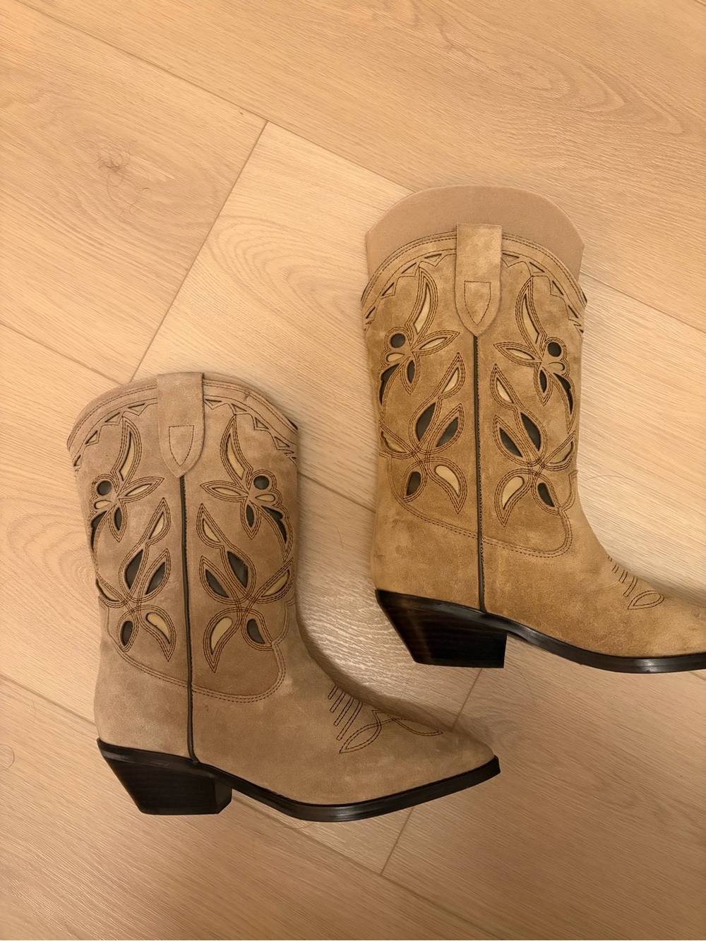 Stunning Western Boots - 99% new - Picture 5 of 11